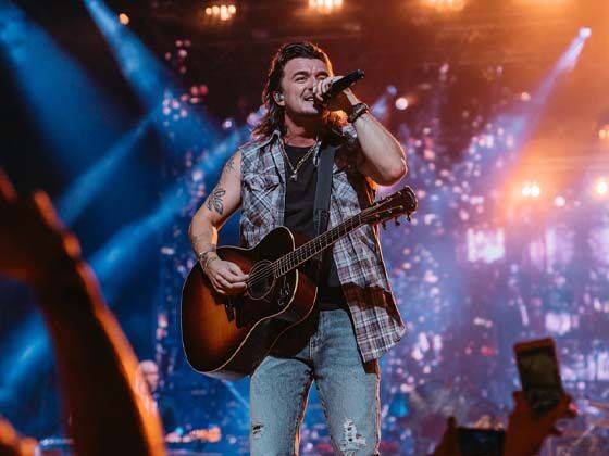 Morgan Wallen, Lainey Wilson tributes at the Arrow Room